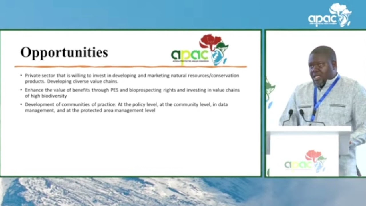 Dr. Shylock Muyengwa presents the key findings of the conference's Biodiversity Stream